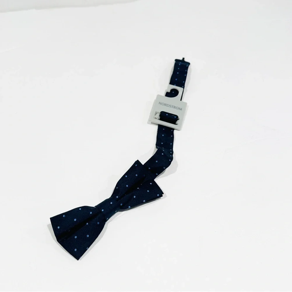 NWT Nordstrom Kids Blue Polka Dot Pattern Silk Pre-Tied Adjustable Bow-Tie
